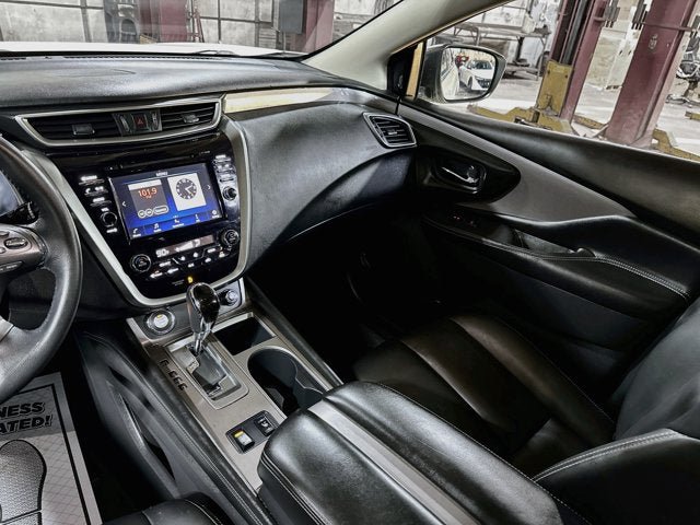 Used 2023 Nissan Murano SV w/ SV Midnight Edition Package AWD/4WD image 19