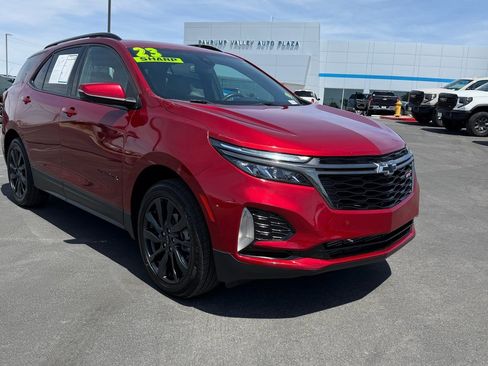 Used 2023 Chevrolet Equinox RS w/ RS Leather Package AWD/4WD image 1