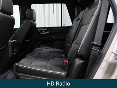 Used 2021 Chevrolet Tahoe Premier w/ Premium Package AWD/4WD image 11