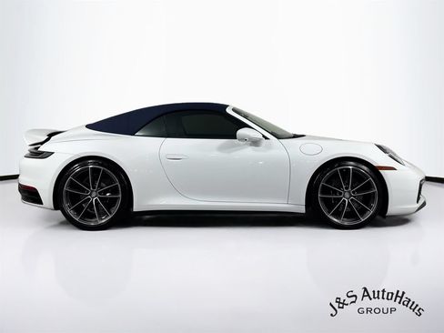Used 2023 Porsche 911 Carrera 4S w/ Premium Package AWD/4WD image 52