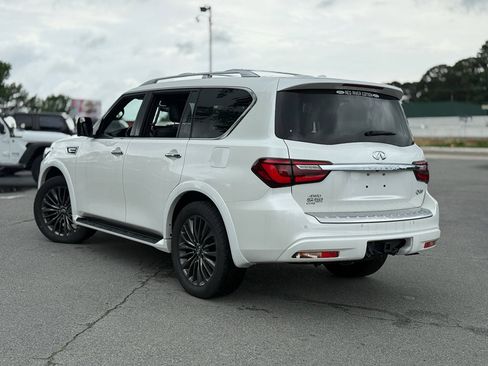 Used 2024 INFINITI QX80 Sensory w/ All-Season Package AWD/4WD image 5