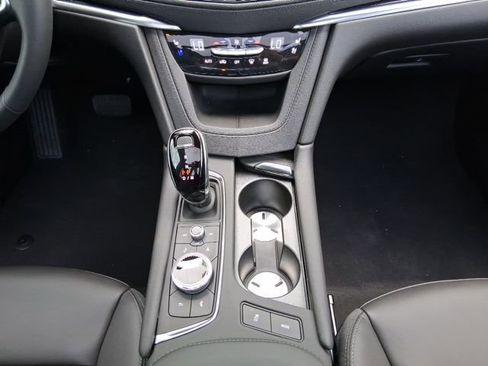 New 2026 Cadillac XT5 Premium Luxury w/ LPO, ONYX Package image 14