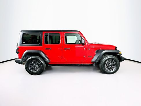 Used 2025 Jeep Wrangler Sport S image 10