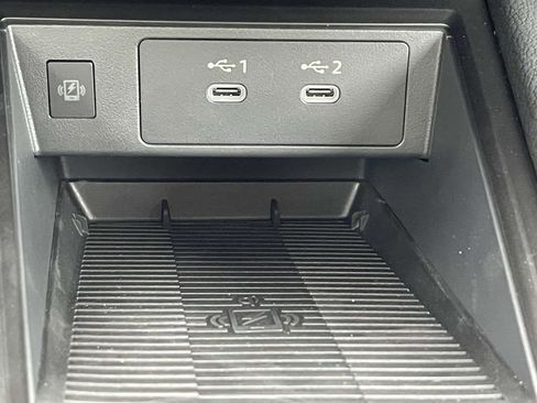 New 2025 Nissan Kicks SR w/ SR Premium Package image 26