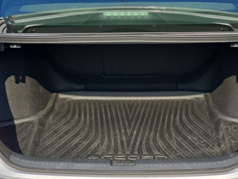 Used 2024 Honda Accord EX-L image 12