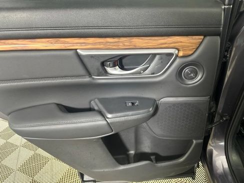 Used 2020 Honda CR-V Touring image 19