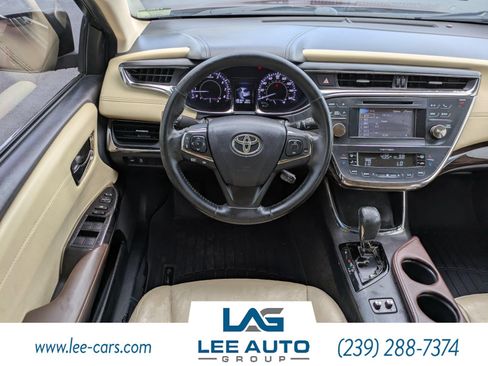Used 2014 Toyota Avalon XLE FWD image 13