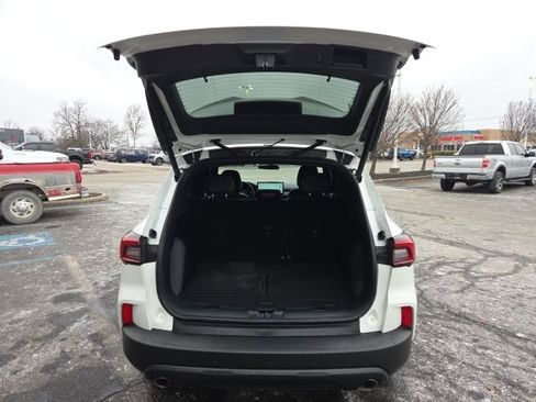 Certified 2025 Ford Escape ST-Line w/ Tech Pack #1 image 8