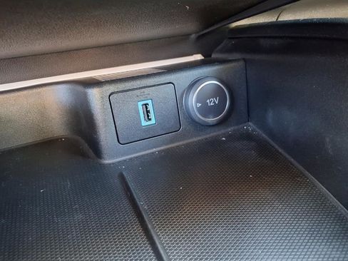 Certified 2020 Ford Escape SE image 15