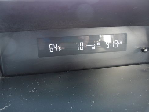 Used 2019 Subaru Impreza 2.0i Premium image 20