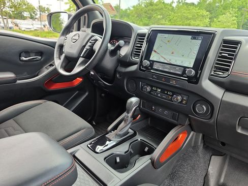 Used 2024 Nissan Frontier Pro-X w/ Technology Package RWD image 28