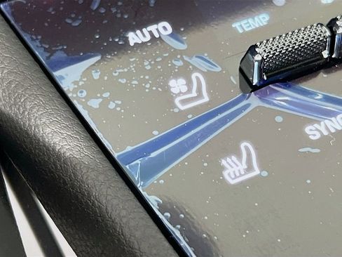 New 2026 Porsche Cayenne Coupe image 23