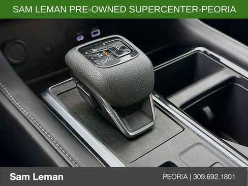 Used 2023 Nissan Pathfinder SL w/ Black Appearance Package AWD/4WD image 17
