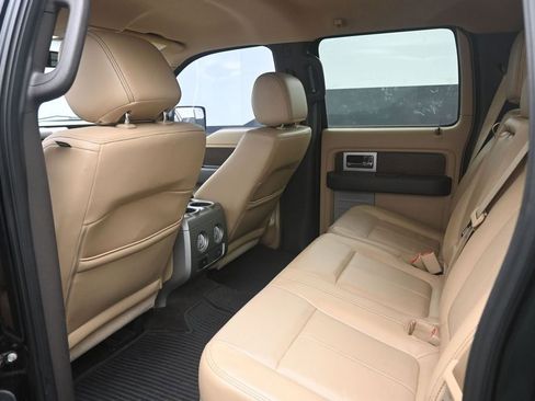Used 2014 Ford F150 Lariat w/ Lariat Chrome Package AWD/4WD image 26