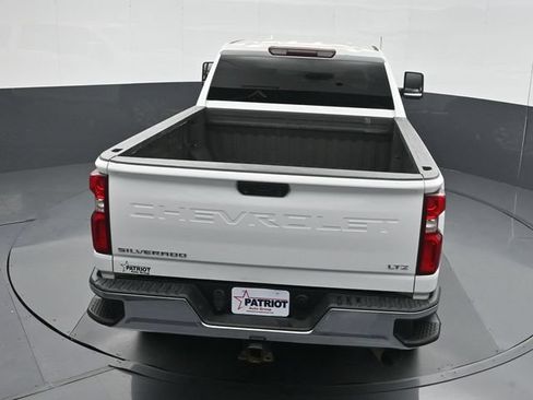 Used 2023 Chevrolet Silverado 2500 LTZ AWD/4WD image 32