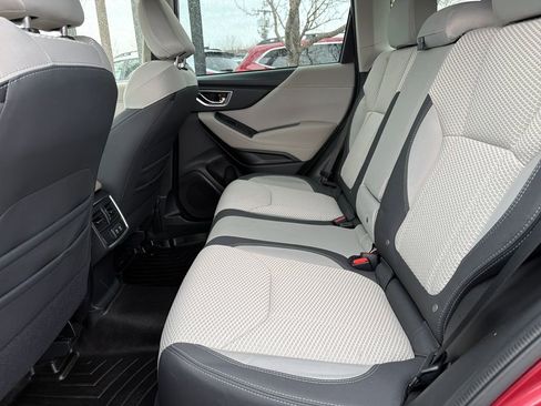 Used 2021 Subaru Forester Premium image 25