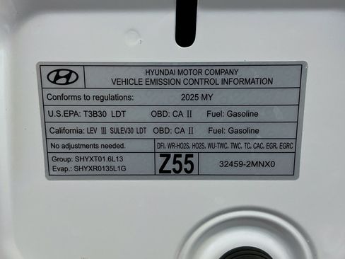 Used 2025 Hyundai Tucson SEL AWD/4WD image 23