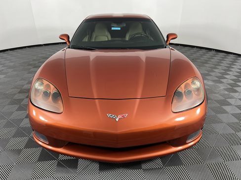 Used 2005 Chevrolet Corvette Coupe w/ Preferred Equipment Group image 5