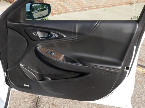 Used 2024 Chevrolet Malibu LT FWD image 8