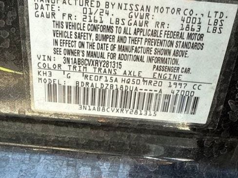 Certified 2024 Nissan Sentra SV FWD image 7