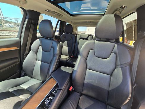 Used 2021 Volvo XC90 T6 Momentum w/ Protection Package Premier AWD/4WD image 22