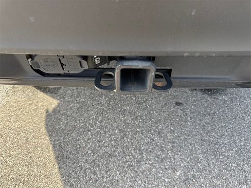 Used 2023 Ford Explorer ST-Line w/ Class IV Trailer Tow Package image 17