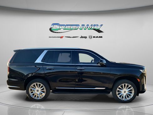 Used 2021 Cadillac Escalade Premium Luxury w/ Performance Package image 5