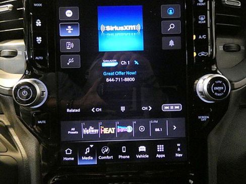 Used 2025 RAM 2500 Tradesman AWD/4WD image 13