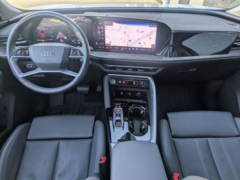 Used 2025 Audi Q5 Premium Plus image 22