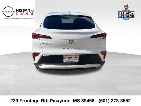 Used 2024 Buick Envista Preferred w/ Advanced Safety Package FWD image 4