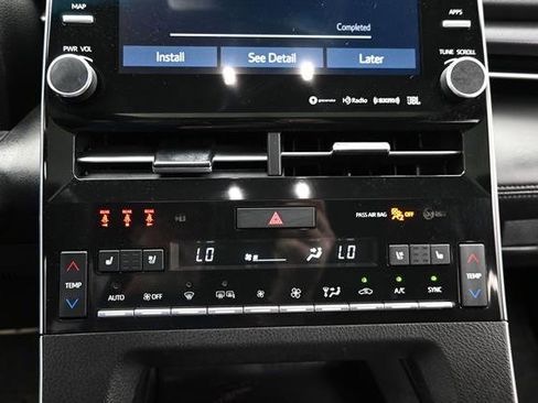 Certified 2021 Toyota Avalon Touring FWD image 12