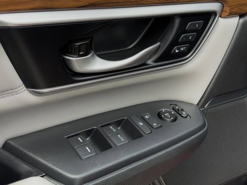 Certified 2020 Honda CR-V Touring image 14