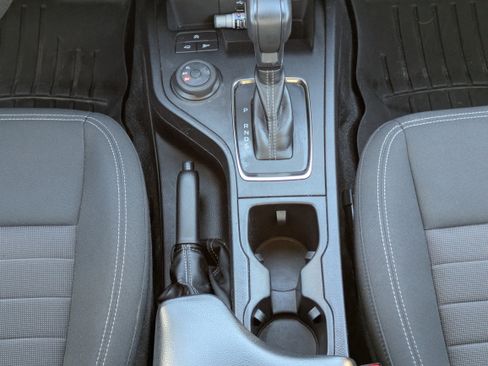 Used 2019 Ford Ranger XL w/ Equipment Group 101A Mid image 15