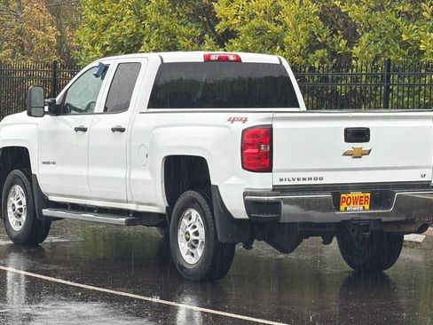 Used 2015 Chevrolet Silverado 2500 LT w/ LT Convenience Package image 6