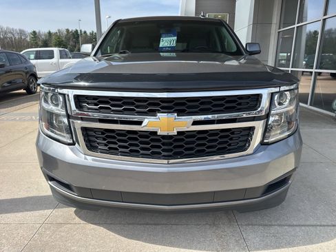 Used 2019 Chevrolet Suburban LT AWD/4WD image 11