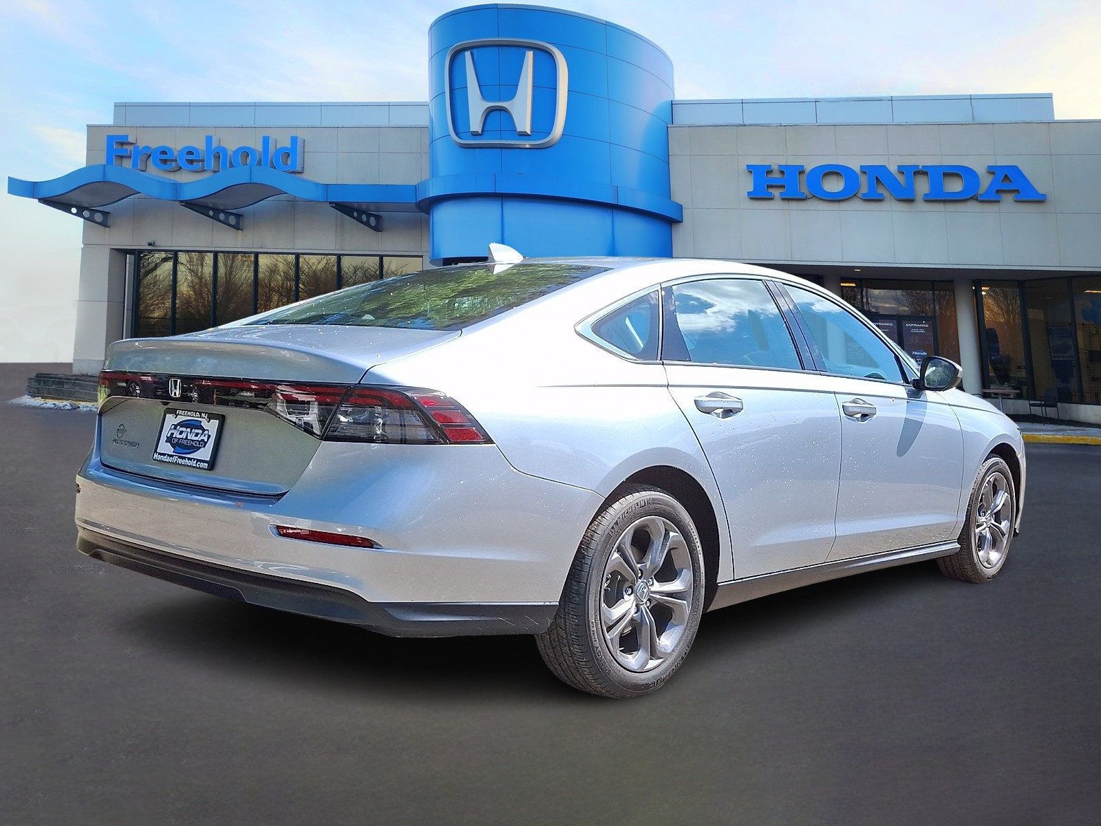 Used 2024 Honda Accord EX image 7
