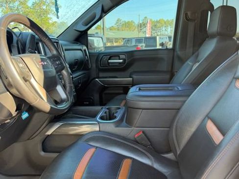 Used 2021 GMC Sierra 1500 AT4 w/ AT4 Value Package AWD/4WD image 14