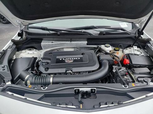 Certified 2023 Cadillac XT4 Luxury FWD image 31