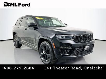Used 2024 Jeep Grand Cherokee Limited w/ Black Appearance Package