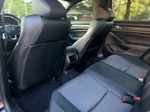 Used 2019 Honda Accord Sport image 10