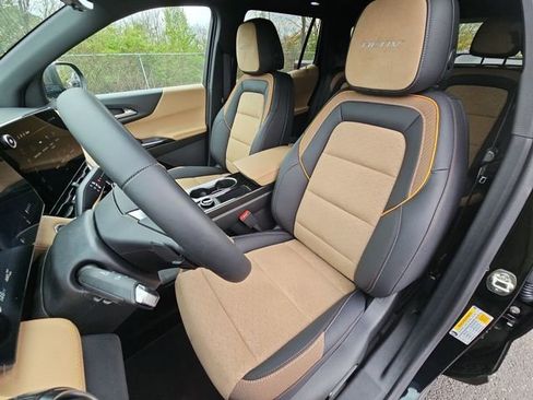 New 2026 Chevrolet Equinox ACTIV w/ Convenience Package III image 19