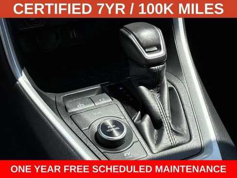 Used 2025 Toyota RAV4 SE AWD/4WD image 22