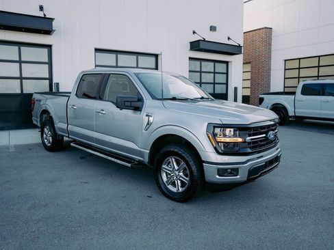 Used 2024 Ford F150 XLT w/ Tow/Haul Package AWD/4WD image 4