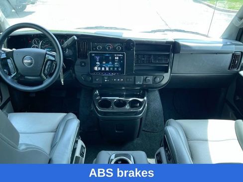 Used 2025 GMC Savana 2500 w/ Driver Convenience Package RWD image 20
