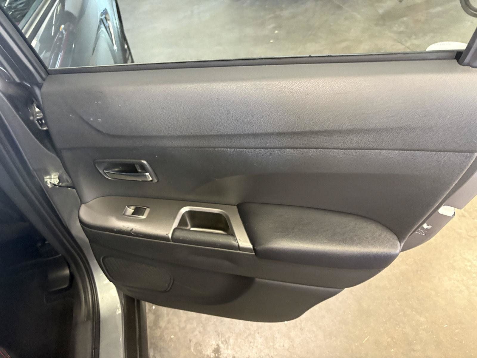 Used 2024 Mitsubishi Outlander Sport AWD image 10