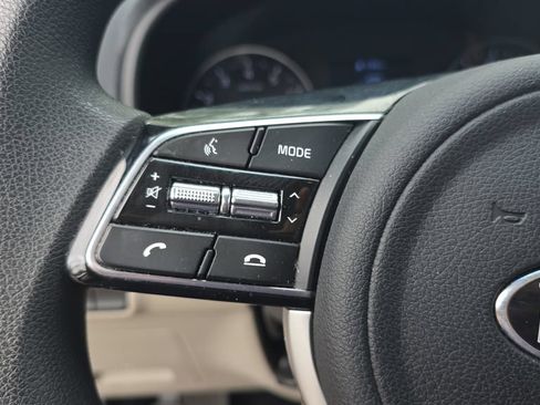 Used 2020 Kia Sportage LX FWD image 19