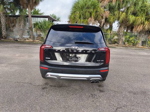 Used 2021 Kia Telluride SX w/ SX Prestige Package AWD/4WD image 5