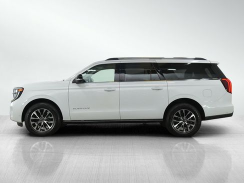 Used 2025 Ford Expedition Max Platinum AWD/4WD image 2