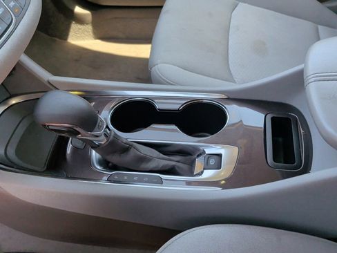 Used 2025 Chevrolet Malibu LT FWD image 28