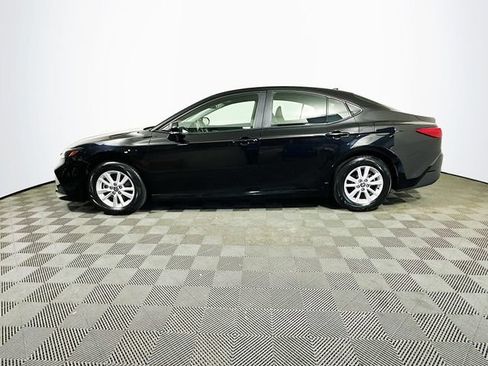 Certified 2025 Toyota Camry LE FWD image 5